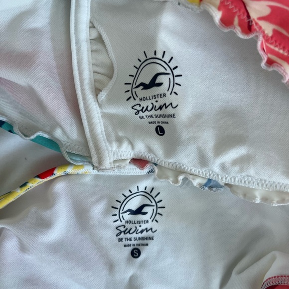 Tropical Bandeau Bikini Set - Picture 3 of 3